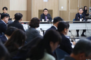 김영환 충북도지사, 도정 주요 사항 논의