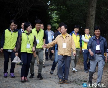 시민과 대화하는 설동호 대전시교육감