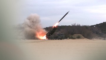 [속보]북 순항 전략미사일 발사 불화살 3-31  첫 발사..