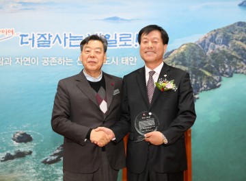 태안군, 제16대 허재권 부군수 27일 이임