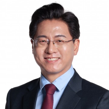 제9대 청송군의회 전반기 의장단 선출 및 개원.