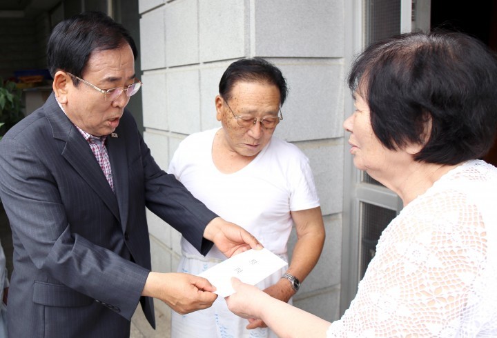 김준성 영광군수, 광복 70주년 맞아 독립유공자 유족 위문