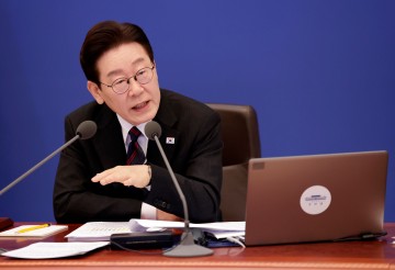이재명 대통령, 귀국 직후 ‘중동 비상’ 임시 국무회의 주재
