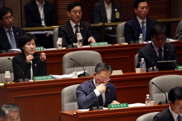 정성호 "검사 신분보장 필요한지 의문…징계법 논의 적극참여"