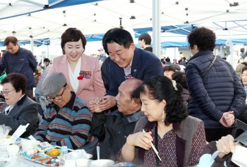 대전 서구 용문동, ‘효 큰잔치’ 성황…세대가 함께한 따뜻한 마을 축제