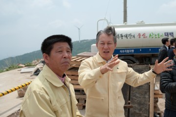 김연식 태백 시장 매봉산 배추 가뭄지역 방문