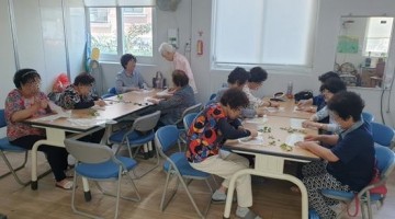 대전 중구, 신중년 경력형 일자리사업과 연계한 동별 특성화 프로그램 참여자 상시 모집