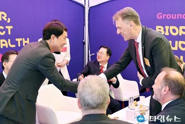 ‘독일 머크사’ 대전 바이오프로세싱 생산센터 착공식에 참석한 이상래 대전시의회 의장