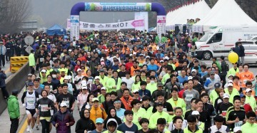 대전 동구, 벚꽃길 따라 물사랑대청호마라톤대회 ‘대성황’
