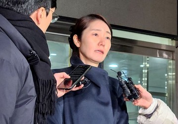 ‘1억 공천헌금 의혹’ 강선우 의원, 21시간 고강도 밤샘 조사… “사실대로 진술”