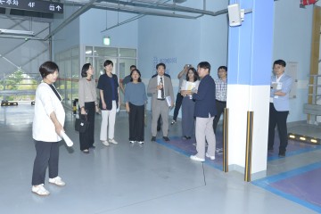 세종시의회 인수특위, 어진동 환승주차장 현장점검…적자 해소 방안 주문