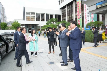 김민석 국무총리, 경주시청 방문… APEC 정상회의 준비상황 점검