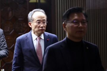 尹, 與 사과요구 "고민"…탄핵표결 전 입장 밝힐까..