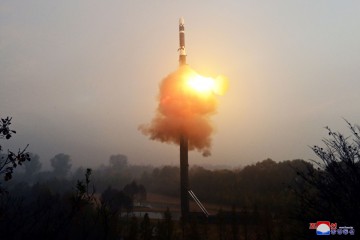 北 "핵보유국 지위 영구히 고착…변경 시도 철저히 반대 배격"