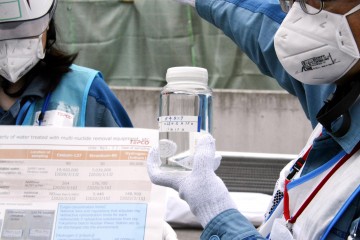 충북대 약대 교수 과학으로 판단할 사안, 왜곡 말라  처리후 희석한 후쿠시마 오염수 마시겠다