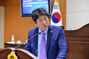 세종시의회, 윤형권·김정봉 의원 긴급현안질문 실시