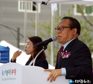 축사하는 박선용 동구의회 의장