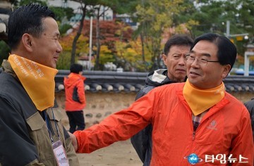 박수범 대덕구청장, 구민과 함께 문화재 탐방!