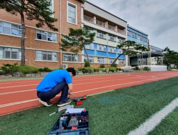 세종시교육청, 운동장 유해 물질 검출 16개 학교 친환경 운동장으로 교체!