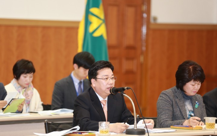 권선택 대전시장, “공동체를 살리는 민관협치형 도시재생사업 제시” 당부