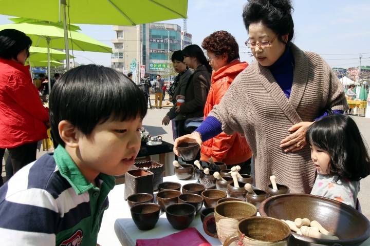 주말공예장터와 연계한 새 둥지를 틀다  캠페인